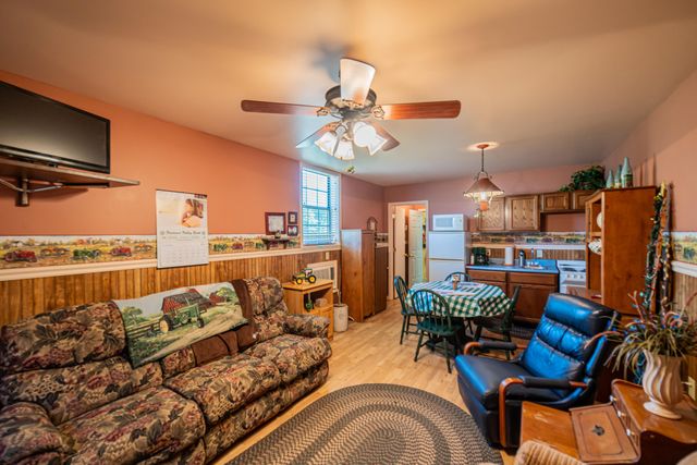 2331 US-60, Marion, KY 42064