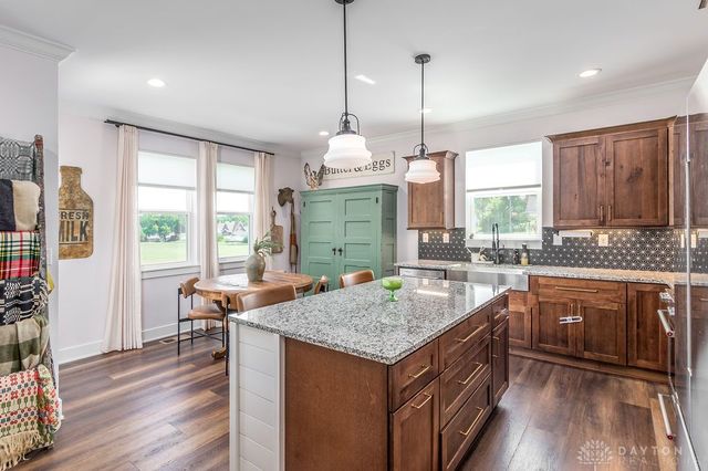 2621 Central Avenue, Middletown, OH 45044