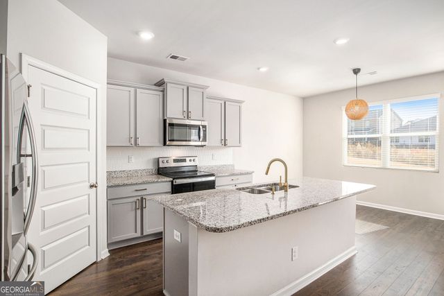 10 Rainy Court, Hoschton, GA 30548