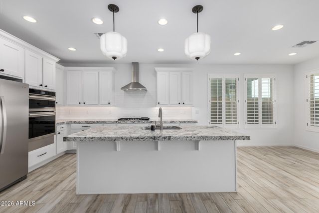 5632 E SANDIA Street, Mesa, AZ 85215