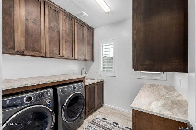 5632 E SANDIA Street, Mesa, AZ 85215