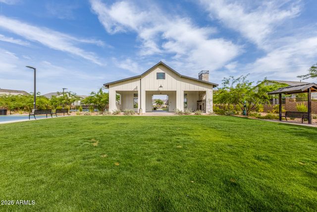 5632 E SANDIA Street, Mesa, AZ 85215