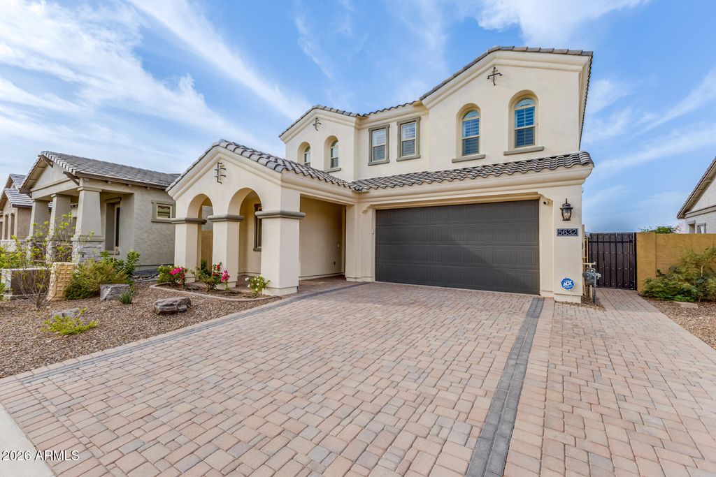 Image 12 of property listing at 5632 E SANDIA Street, Mesa, AZ 85215