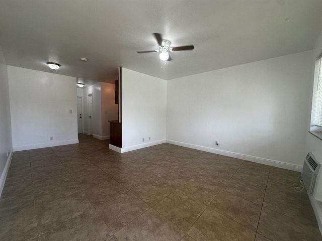 2000 NE 17TH Street 2, Fort Lauderdale, FL 33305