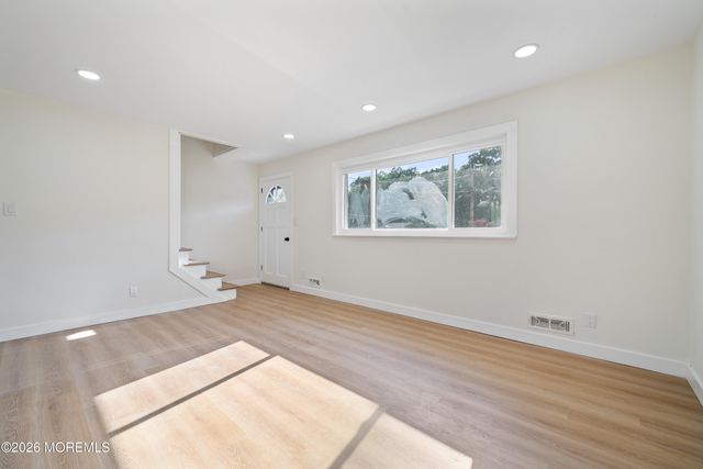 33 Glen Road, Howell, NJ 07731