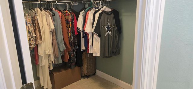 303 KNIGHTSBRIDGE CIRCLE, Davenport, FL 33896