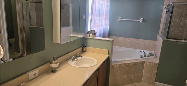 303 KNIGHTSBRIDGE CIRCLE, Davenport, FL 33896