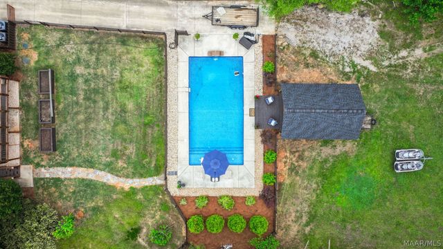 939 Richfield Road, Deatsville, AL 36022