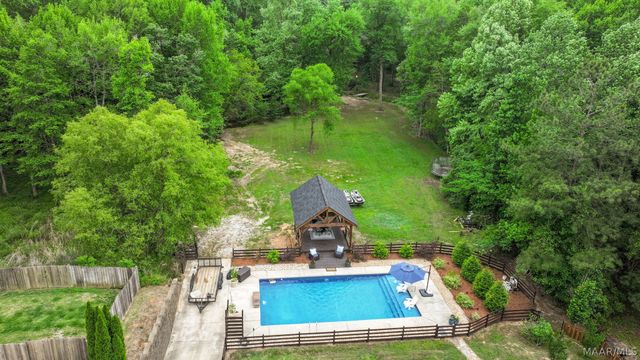 939 Richfield Road, Deatsville, AL 36022