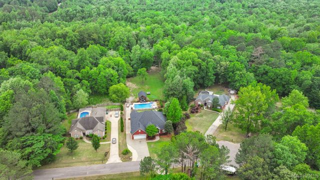 939 Richfield Road, Deatsville, AL 36022