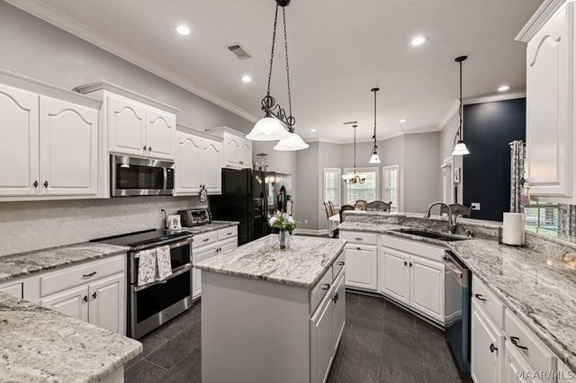 939 Richfield Road, Deatsville, AL 36022