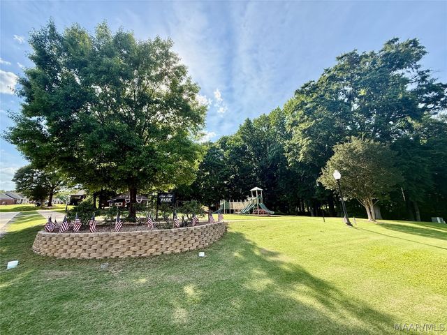 939 Richfield Road, Deatsville, AL 36022