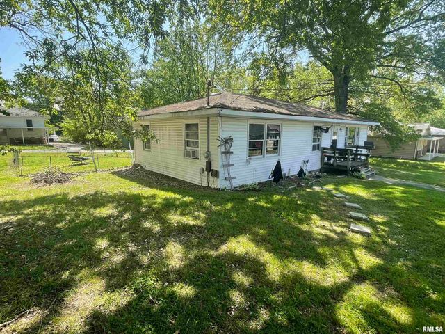 115 S FOREST Avenue, Carbondale, IL 62901