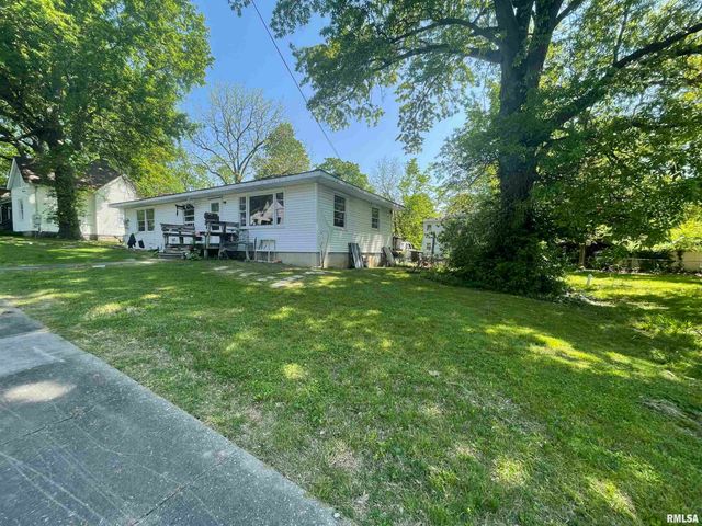 115 S FOREST Avenue, Carbondale, IL 62901