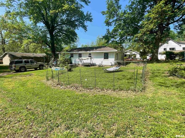 115 S FOREST Avenue, Carbondale, IL 62901