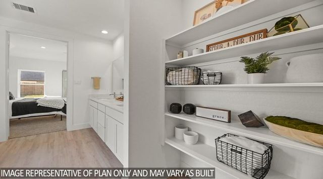 4520 Iguaza Falls Drive, Conroe, TX 77303