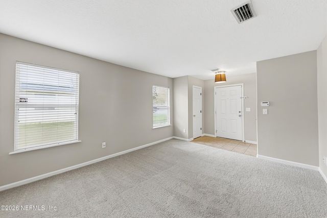 8050 LEAFCREST Drive, Jacksonville, FL 32244