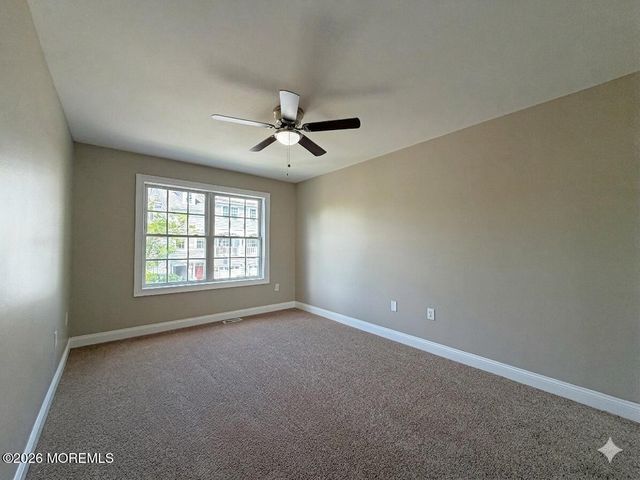 31 Skimmer Lane, Port Monmouth, NJ 07758
