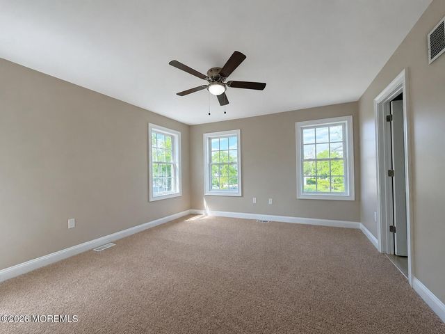 31 Skimmer Lane, Port Monmouth, NJ 07758