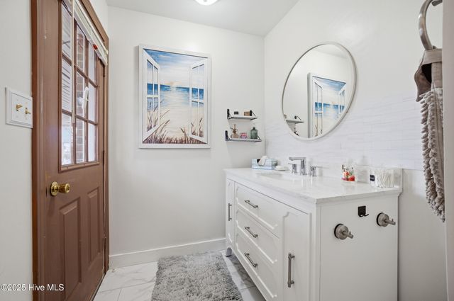 1801 Vine Street, Elizabeth City, NC 27909