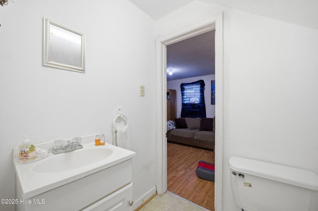 1801 Vine Street, Elizabeth City, NC 27909