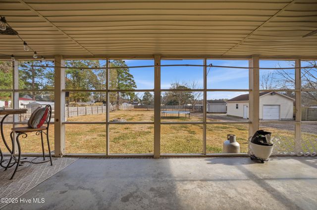 1801 Vine Street, Elizabeth City, NC 27909