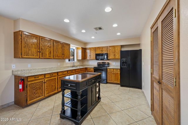 5035 N ROBERT Road, Prescott Valley, AZ 86314