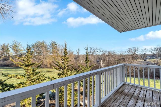 1530 Bedford Forge Court 14, Chesterfield, MO 63017