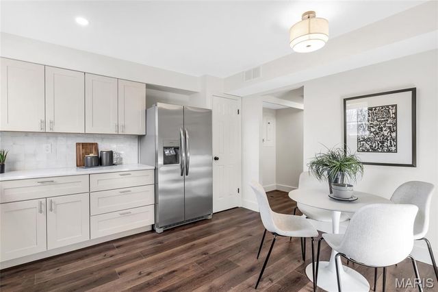 1530 Bedford Forge Court 14, Chesterfield, MO 63017