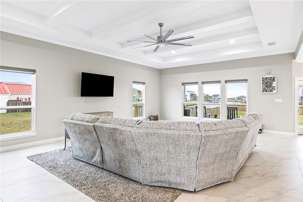13 Westpointe Dr, Rockport, TX 78382 — photo 5