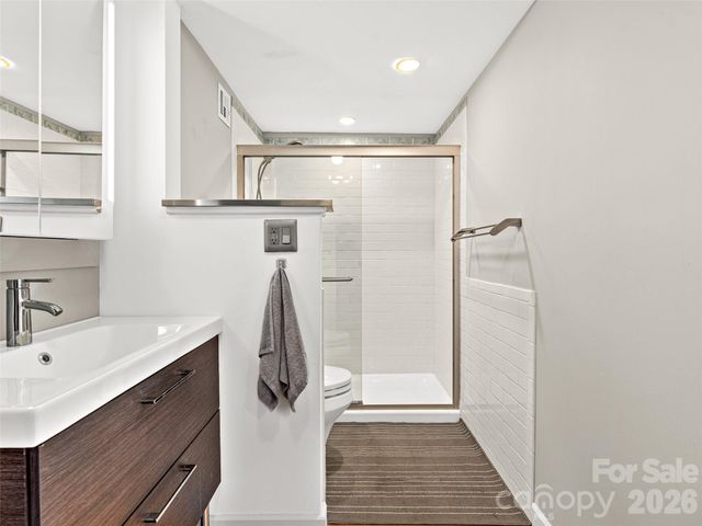 647 Town Mountain Road 309, Asheville, NC 28804