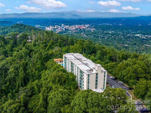 647 Town Mountain Road 309, Asheville, NC 28804