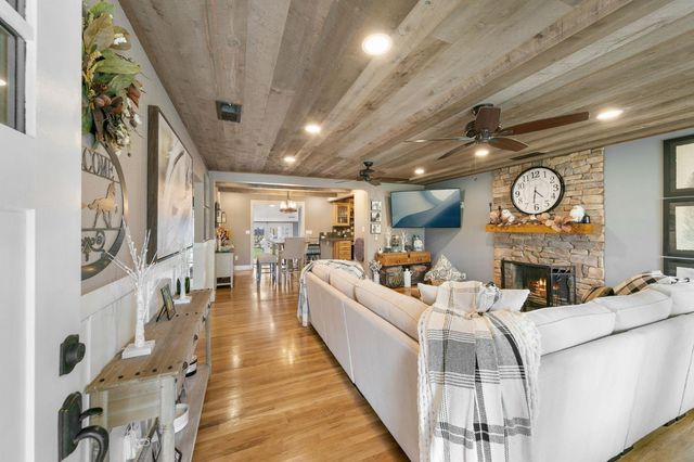 2533 Cambon Way, Sacramento, CA 95821