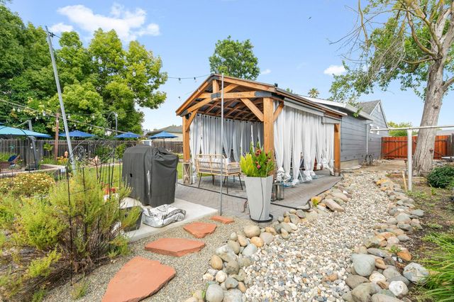2533 Cambon Way, Sacramento, CA 95821