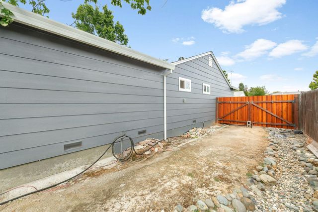 2533 Cambon Way, Sacramento, CA 95821