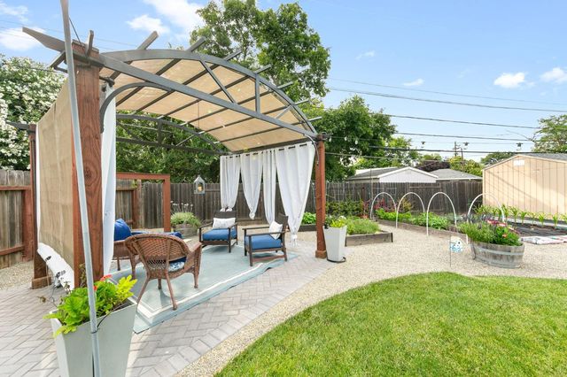2533 Cambon Way, Sacramento, CA 95821