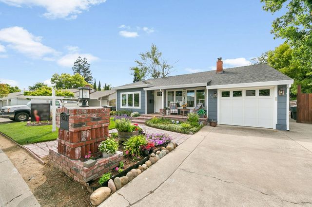 2533 Cambon Way, Sacramento, CA 95821
