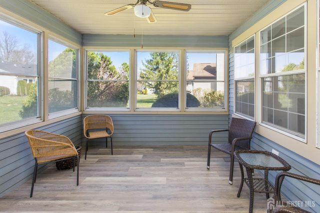 14 Dorchester Drive, Monroe, NJ 08831