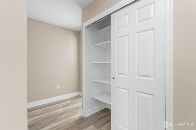 14 Dorchester Drive, Monroe, NJ 08831