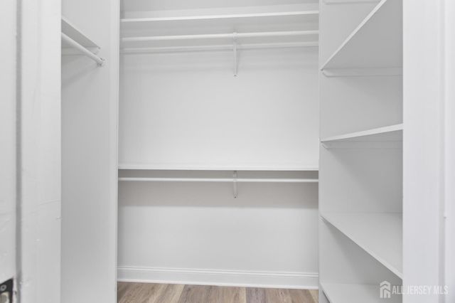 14 Dorchester Drive, Monroe, NJ 08831