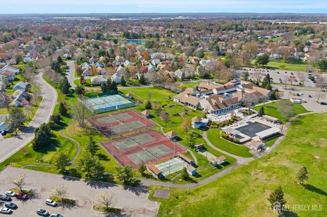 14 Dorchester Drive, Monroe, NJ 08831