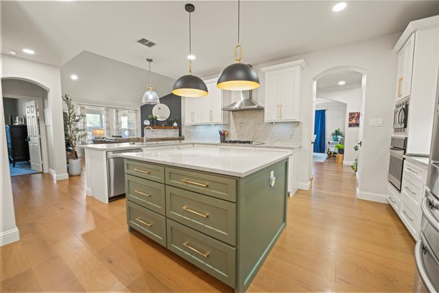 4129 Amhurst Drive, Highland Village, TX 75077