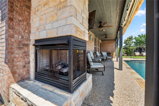 4129 Amhurst Drive, Highland Village, TX 75077