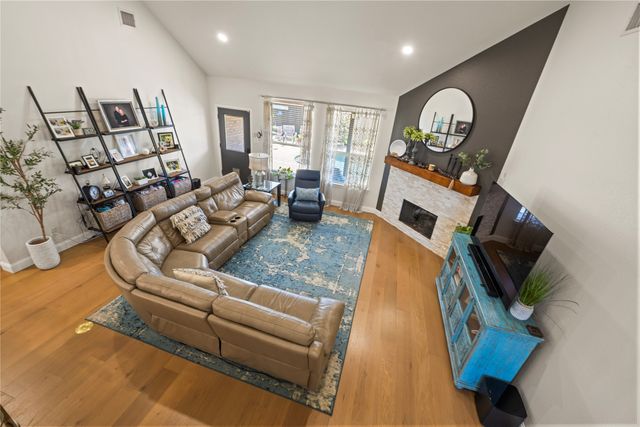 4129 Amhurst Drive, Highland Village, TX 75077