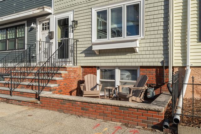 894 East 2nd St, Boston, MA 02127