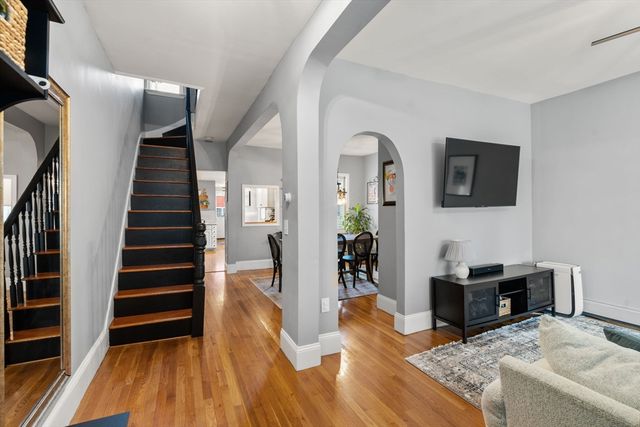 894 East 2nd St, Boston, MA 02127