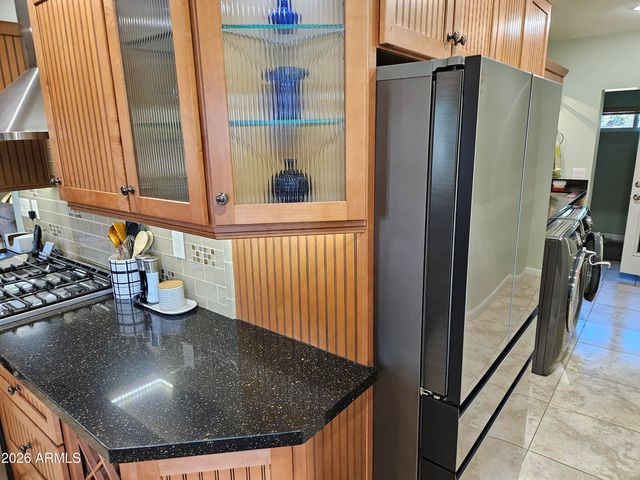 7050 N 8TH Avenue, Phoenix, AZ 85021