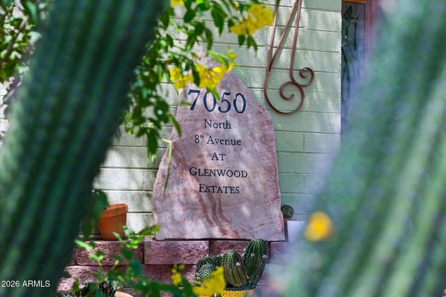 7050 N 8TH Avenue, Phoenix, AZ 85021