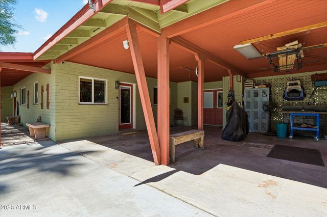 7050 N 8TH Avenue, Phoenix, AZ 85021