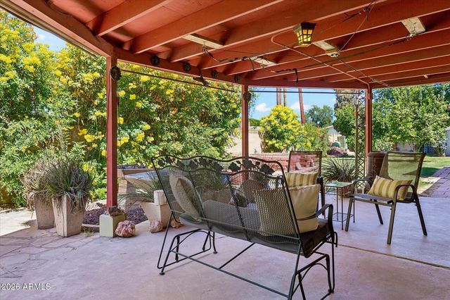 7050 N 8TH Avenue, Phoenix, AZ 85021